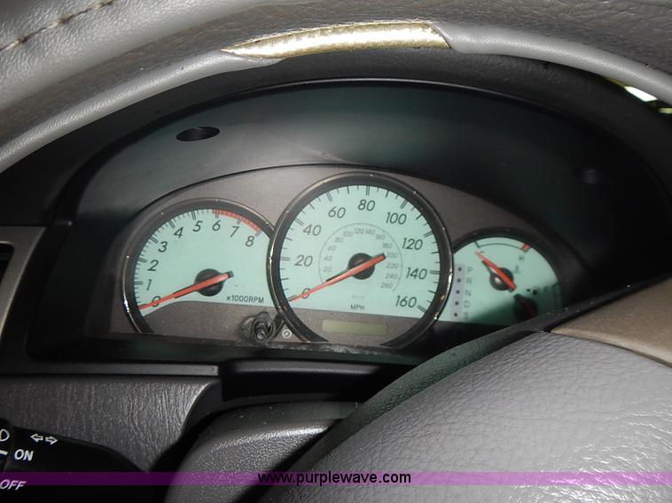 image for item I3645 2004 Toyota Camry Solara SE <br />Non-repairable title, parts only