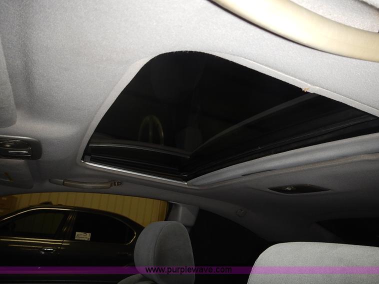 image for item I3645 2004 Toyota Camry Solara SE <br />Non-repairable title, parts only