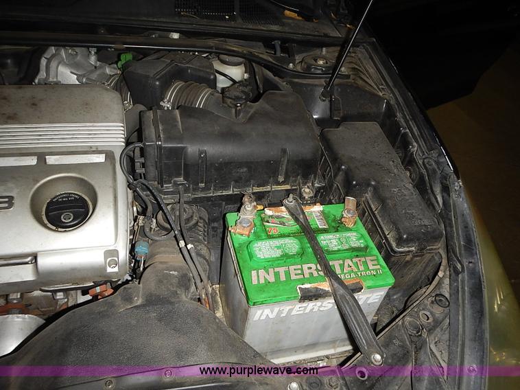 image for item I3645 2004 Toyota Camry Solara SE <br />Non-repairable title, parts only