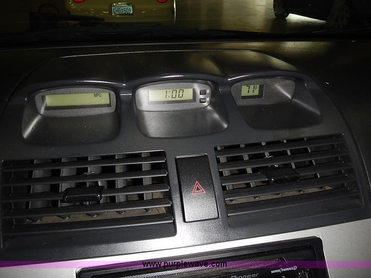 image for item I3645 2004 Toyota Camry Solara SE <br />Non-repairable title, parts only