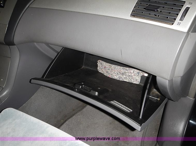 image for item I3645 2004 Toyota Camry Solara SE <br />Non-repairable title, parts only