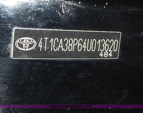 image for item I3645 2004 Toyota Camry Solara SE <br />Non-repairable title, parts only