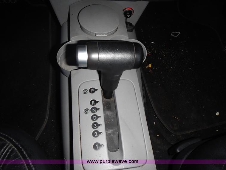 image for item I3646 2000 Volkswagen New Beetle GLX