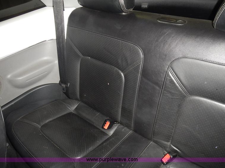 image for item I3646 2000 Volkswagen New Beetle GLX