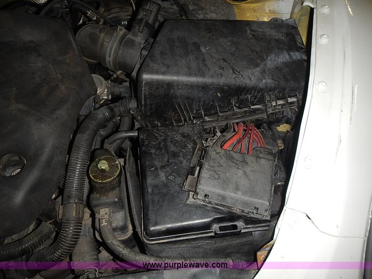 image for item I3646 2000 Volkswagen New Beetle GLX