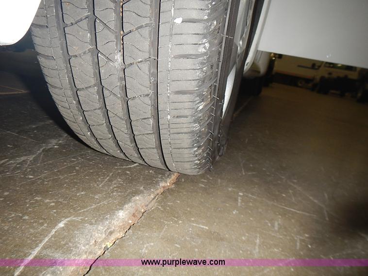 image for item I3646 2000 Volkswagen New Beetle GLX