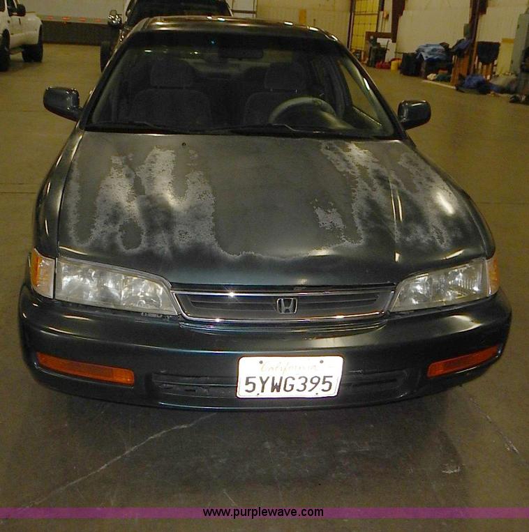 image for item I3647 1997 Honda Accord EX