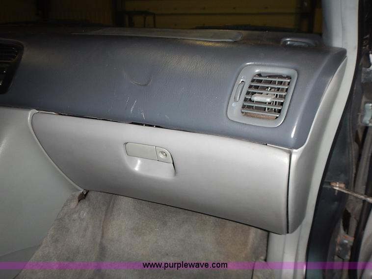 image for item I3647 1997 Honda Accord EX