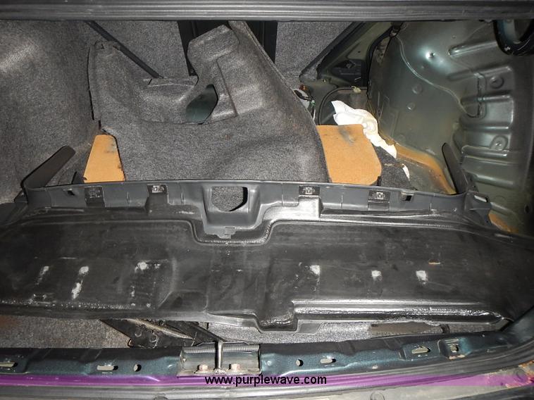 image for item I3647 1997 Honda Accord EX