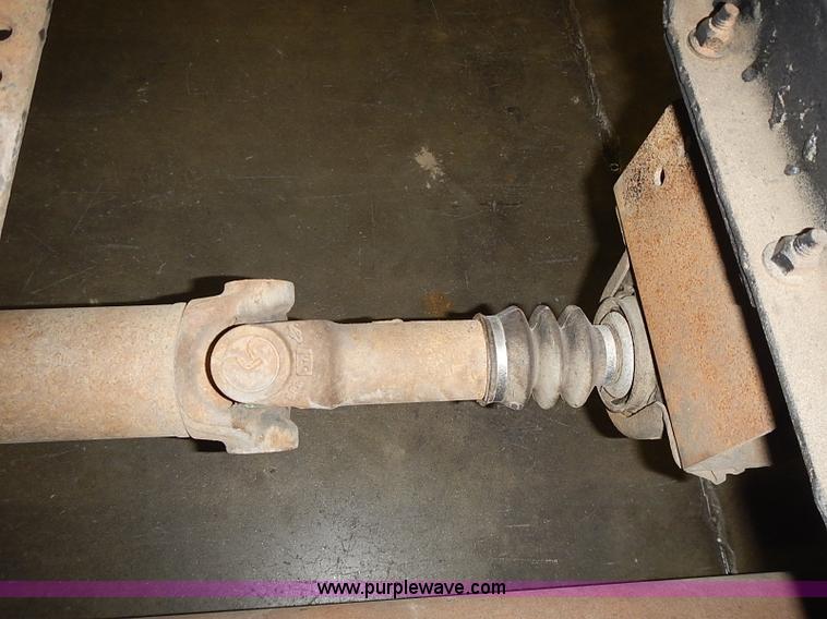 image for item I3649 2000 Ford F450 Super Duty XL truck cab and chassis