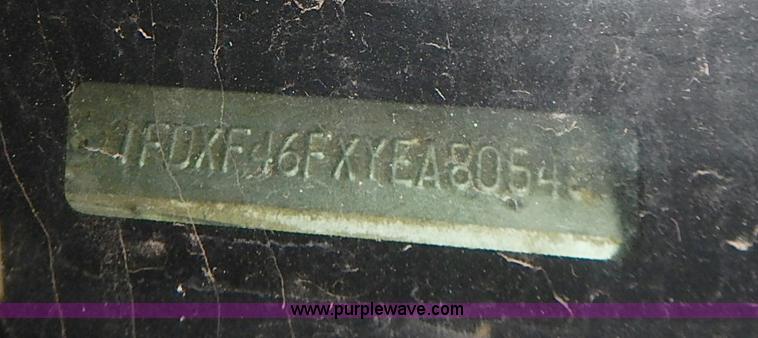 image for item I3649 2000 Ford F450 Super Duty XL truck cab and chassis