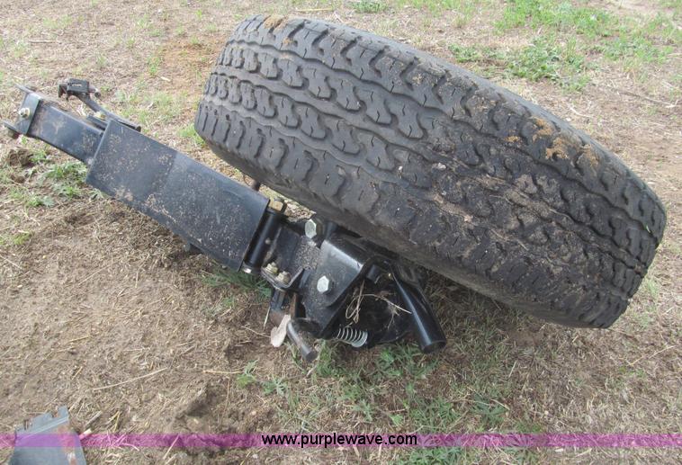 image for item AQ9821 Mac Don FD70 draper head transport trailer