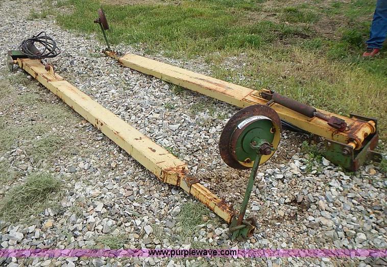 image for item AZ9966 (2) telescoping markers