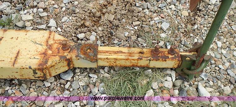 image for item AZ9966 (2) telescoping markers