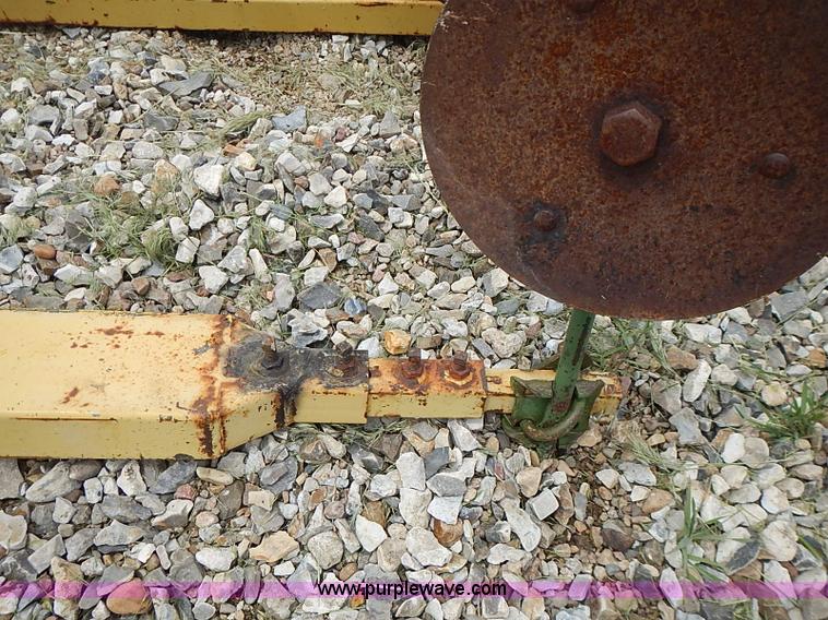 image for item AZ9966 (2) telescoping markers