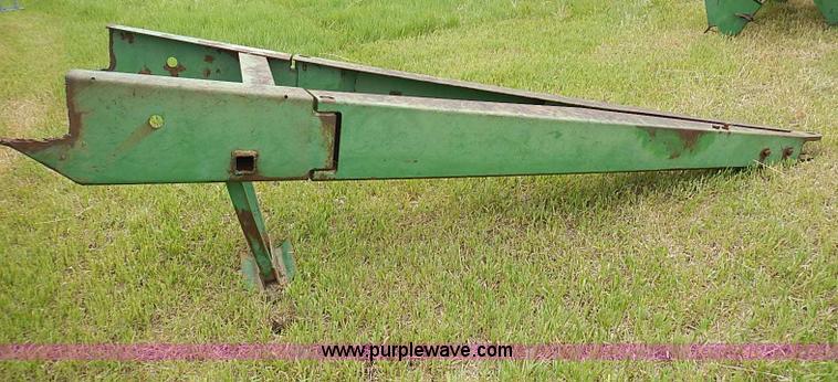 image for item AZ9971 John Deere planter folding tongue