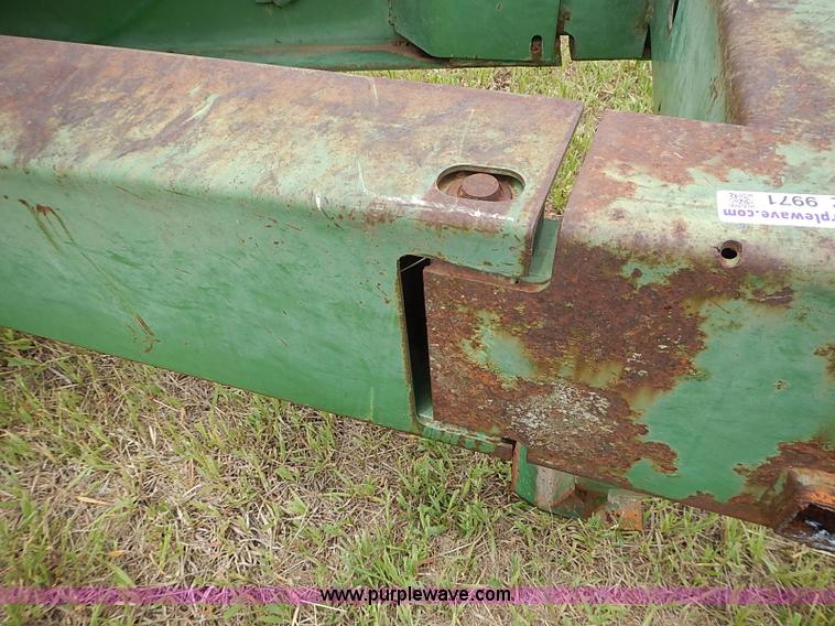 image for item AZ9971 John Deere planter folding tongue