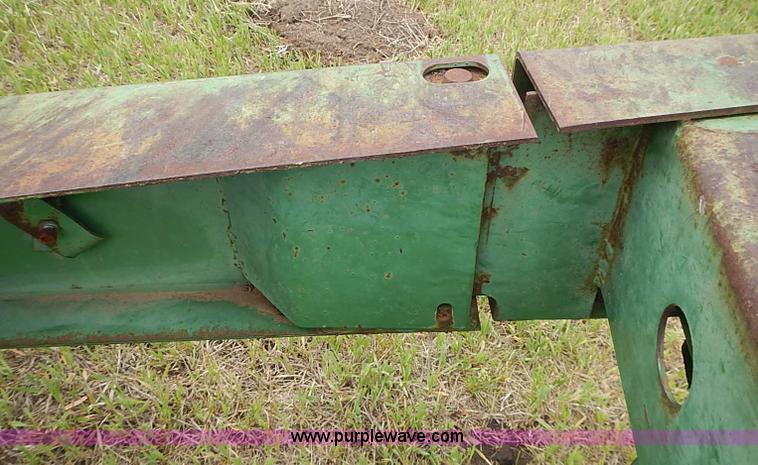 image for item AZ9971 John Deere planter folding tongue