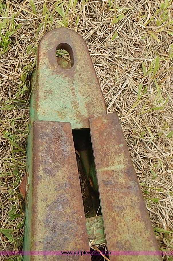image for item AZ9971 John Deere planter folding tongue