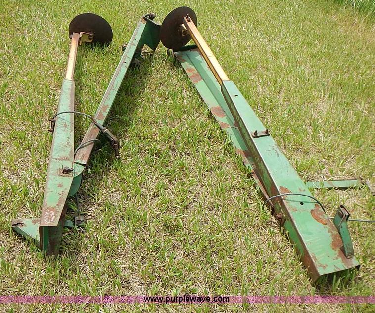 image for item AZ9979 (2) John Deere 11.5' markers