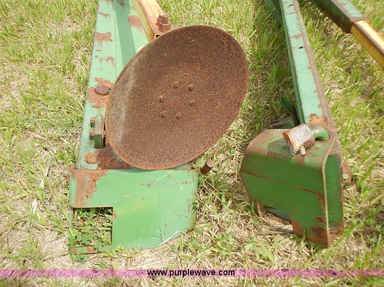 image for item AZ9979 (2) John Deere 11.5' markers