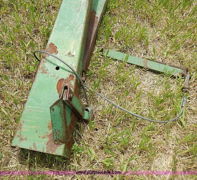 image for item AZ9979 (2) John Deere 11.5' markers