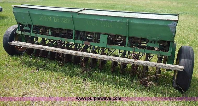 image for item AZ9984 John Deere Van Brunt planter