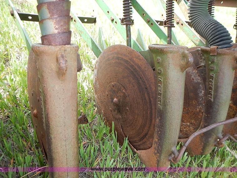 image for item AZ9984 John Deere Van Brunt planter