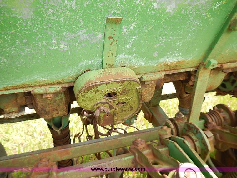 image for item AZ9984 John Deere Van Brunt planter