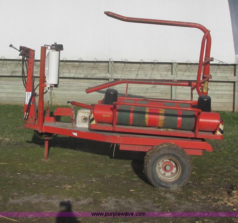 image for item E5177 Underhaug 7500 single bale wrapper