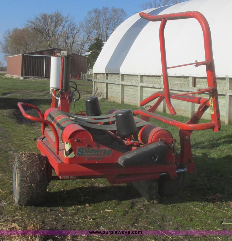 image for item E5177 Underhaug 7500 single bale wrapper