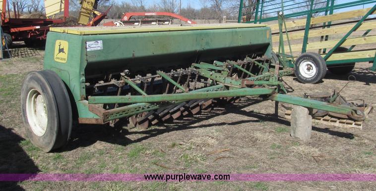 image for item G8416 John Deere 8350 grain drill