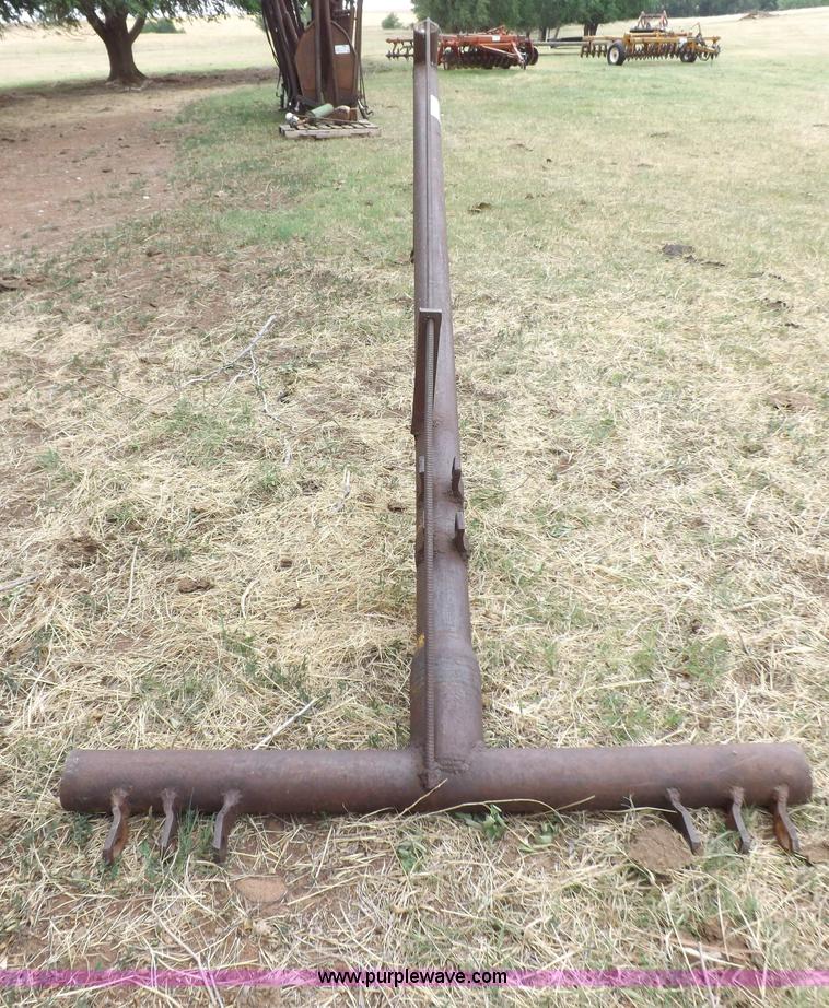 image for item H1880 Three point gin pole lift