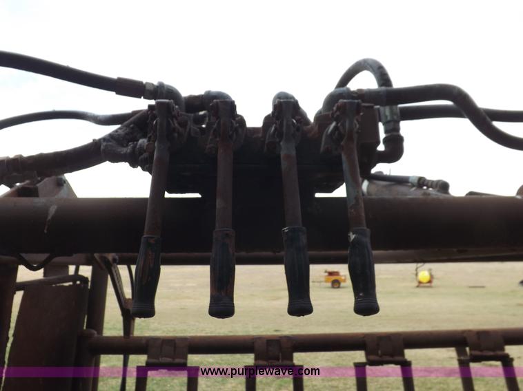 image for item H1881 Shop built squeeze chute