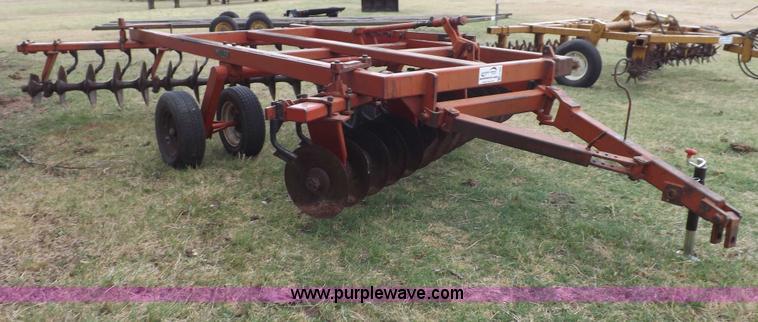 image for item H1882 Miller 12' tandem disk