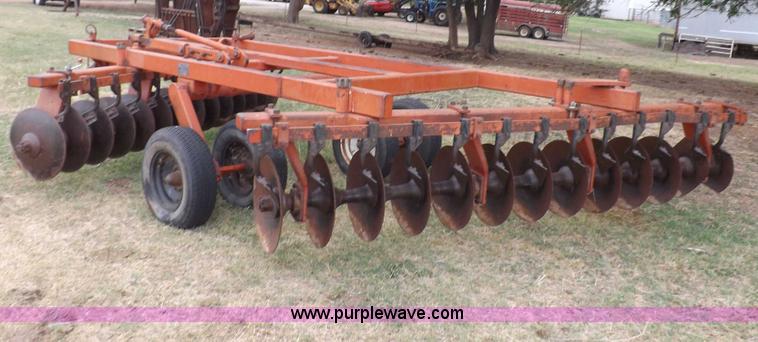 image for item H1882 Miller 12' tandem disk