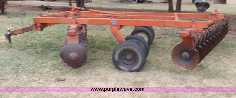 image for item H1882 Miller 12' tandem disk