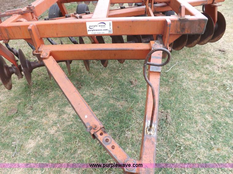 image for item H1882 Miller 12' tandem disk