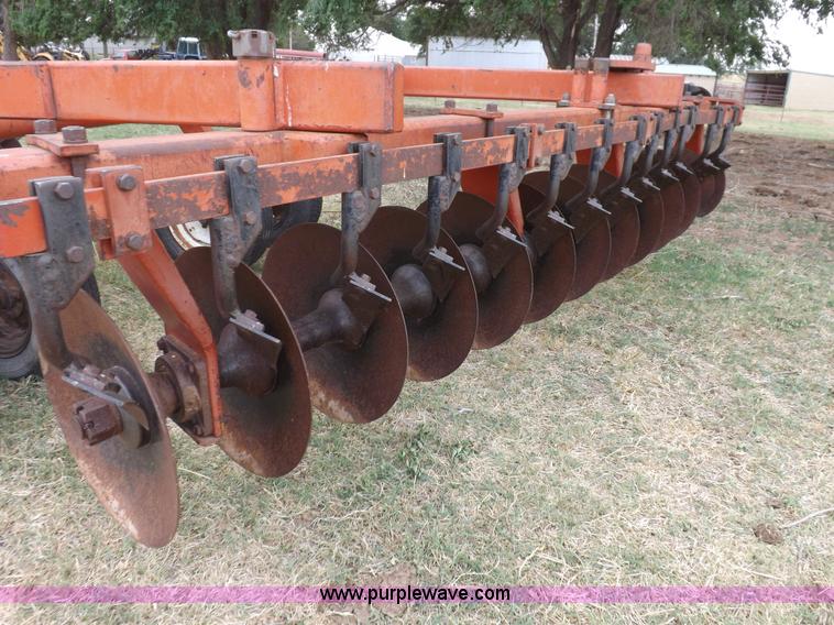 image for item H1882 Miller 12' tandem disk