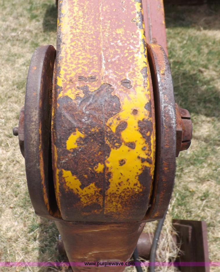 image for item H1886 Front loader