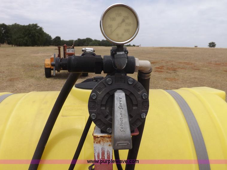 image for item H1888 Three point sprayer