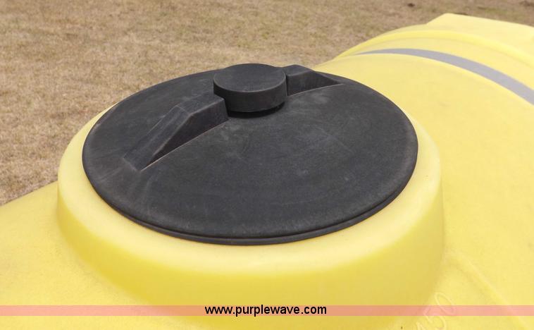 image for item H1888 Three point sprayer