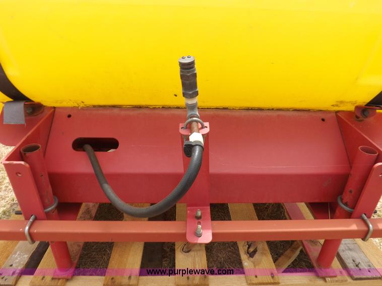 image for item H1888 Three point sprayer