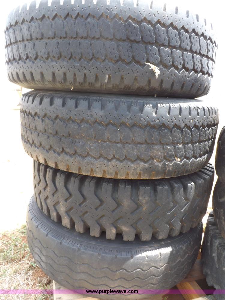 image for item H1890 (8) wheels and tires