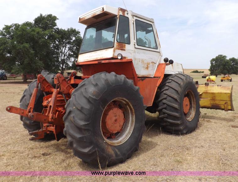 image for item H1891 1979 Case 2470 tractor