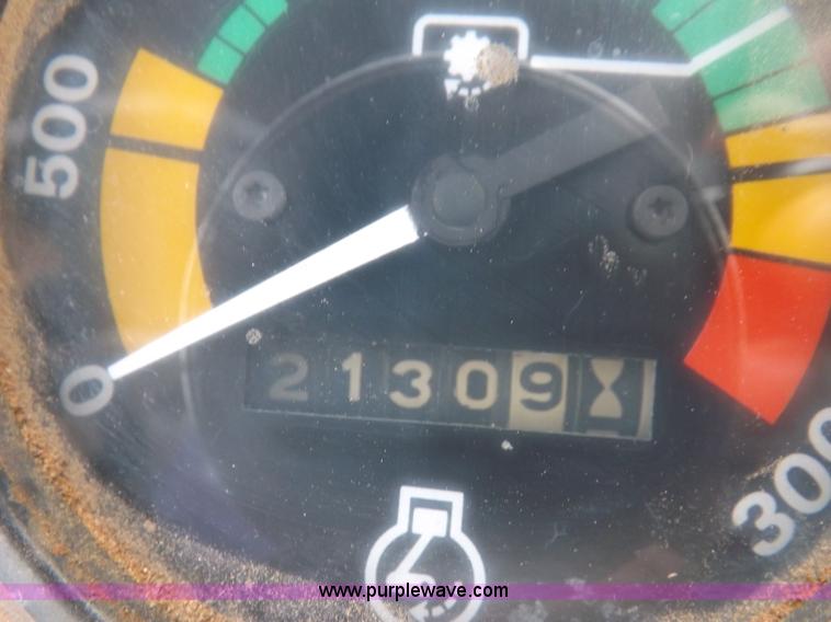 image for item H1891 1979 Case 2470 tractor