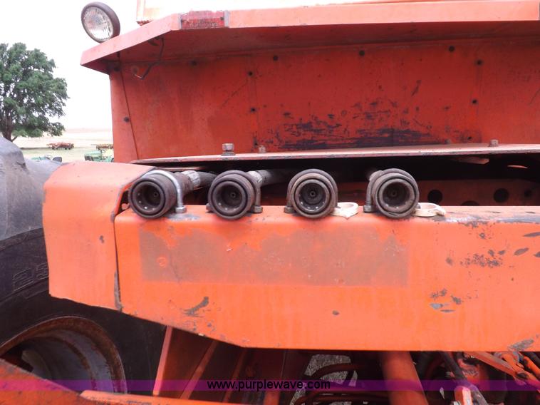 image for item H1891 1979 Case 2470 tractor