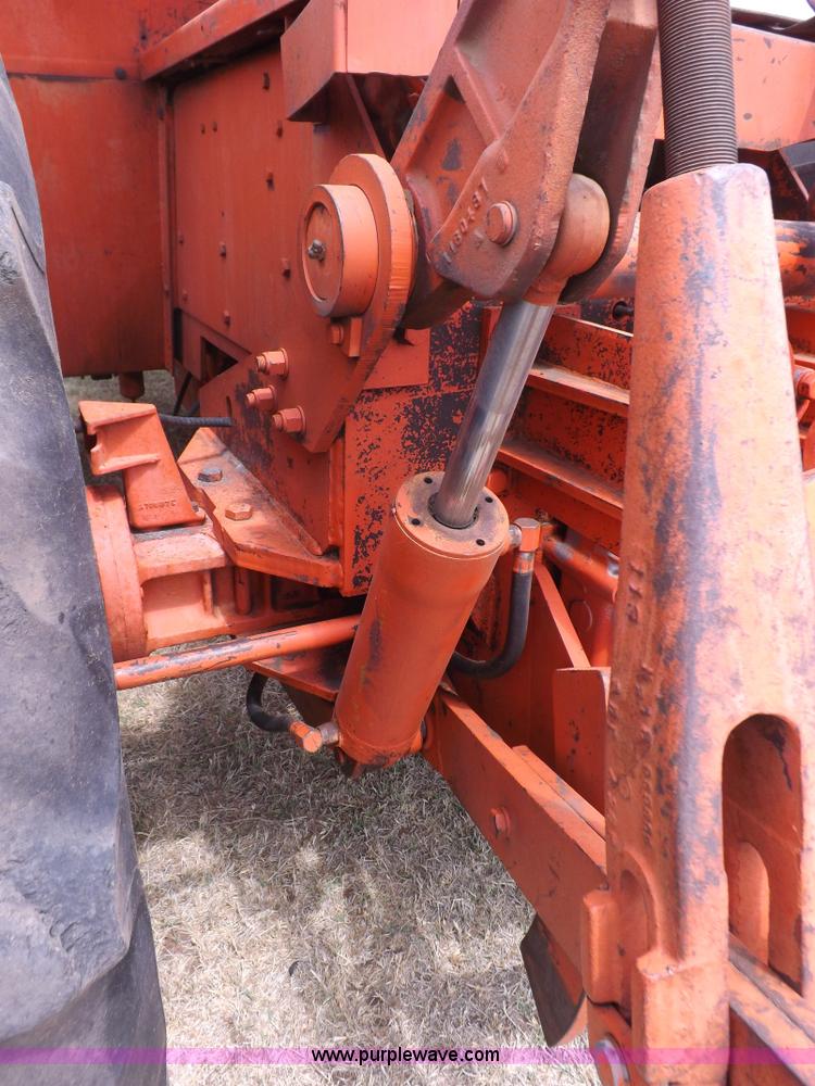 image for item H1891 1979 Case 2470 tractor