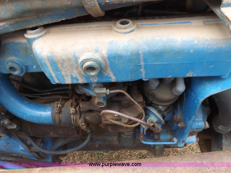 image for item H1892 1970 Ford C1023C tractor