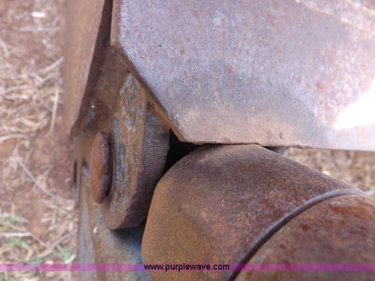 image for item H1892 1970 Ford C1023C tractor